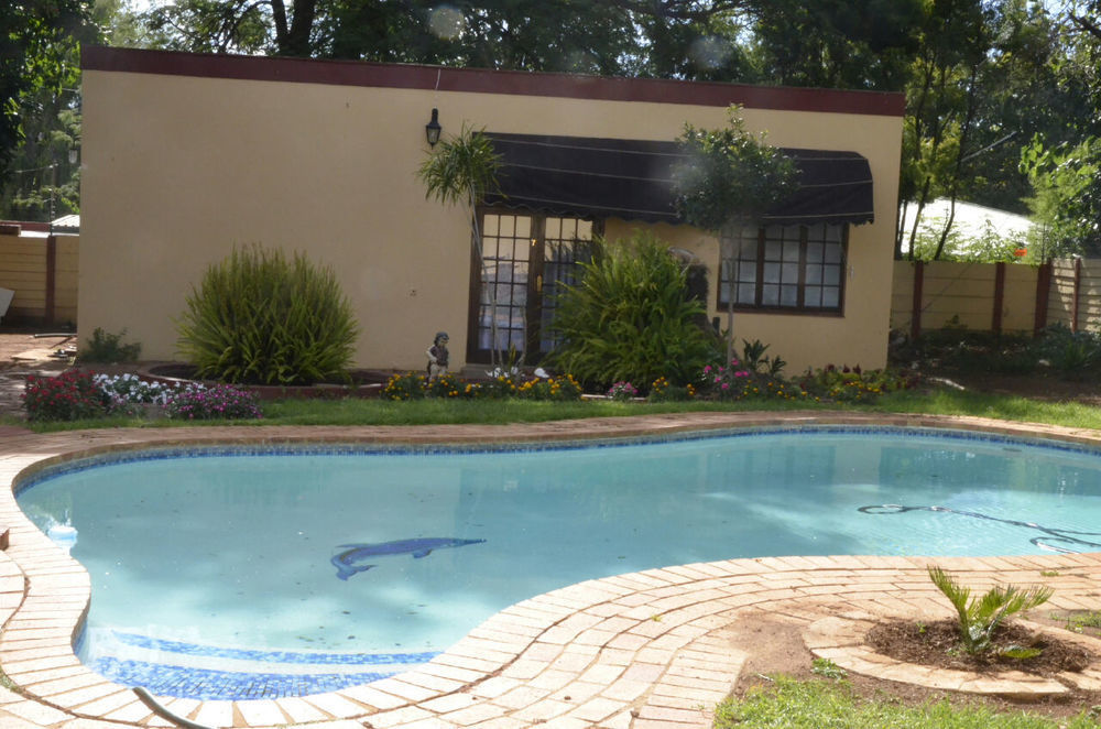 Maple Guest House Pretoria Exterior photo